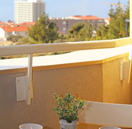 Antonijas Sunny شقة