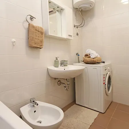 Antonijas Sunny Apartment