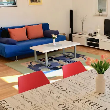 Apartment Antonijas Sunny *